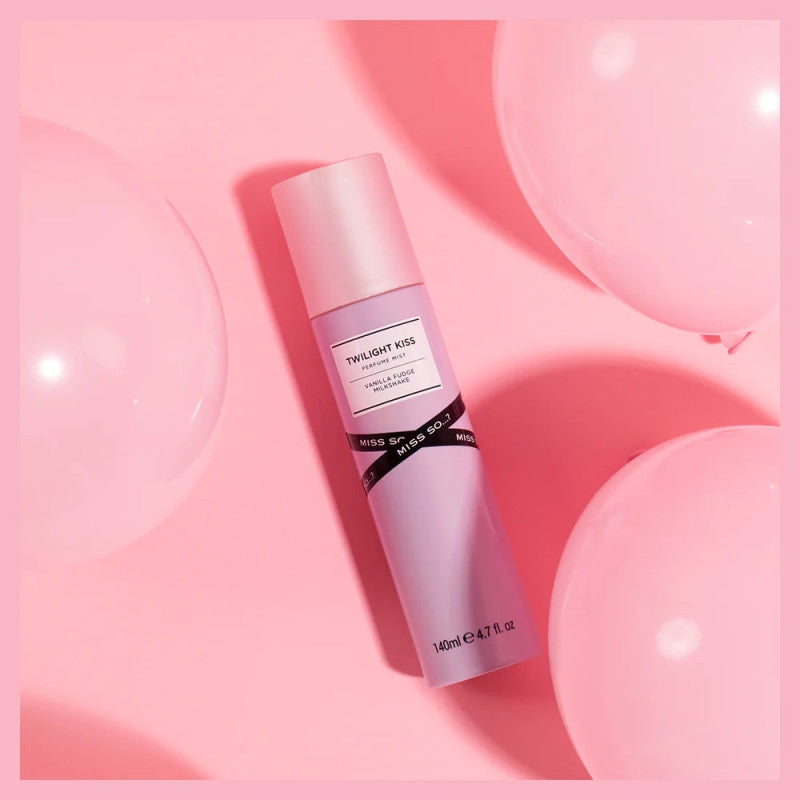 ميس سو...؟ - معطر جسم قبلة الغسق - فانيلا ميلك شيك 140 مل