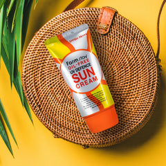 فارم ستاي كريم واقي شمس خالي من الزيت 70مل +SPF50