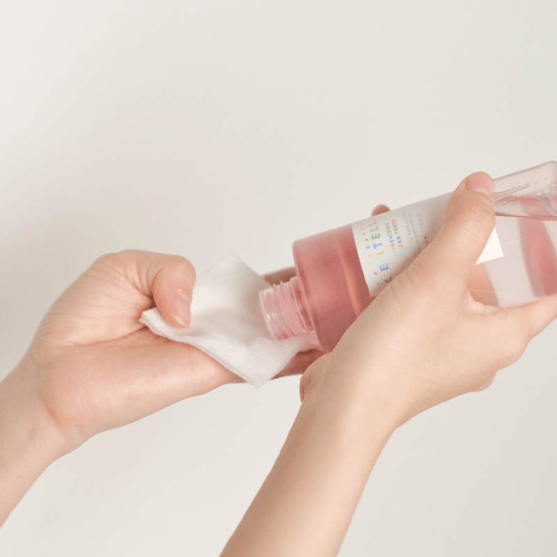 سكين 1004 - تونر لتنقية المسام بخلاصة السنتيلا 210 مل